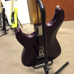fender_mim_stratocaster_1429546976_17c34616.jpg