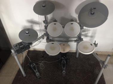 KAT KT2 Electronic Drum set.jpg