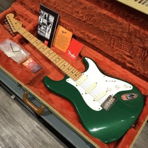 2000 FENDER USA ERIC CLAPTON CANDY GREEN-170919-1C.jpg