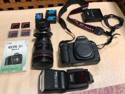 Canon 5D (1).jpg