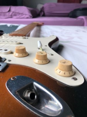 cream knobs.jpg