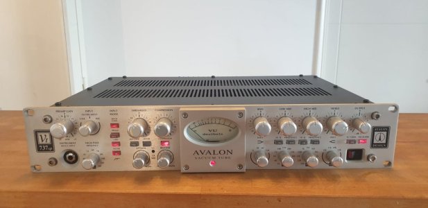 Avalon VT-737SP 1.jpg