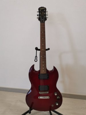 Epiphone SG Special EMG pickups.jpg