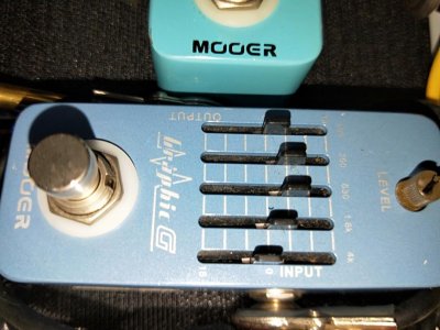 mooer_graphicg_equalizer_1596102787_63a7b6a1_progressive (1).jpg