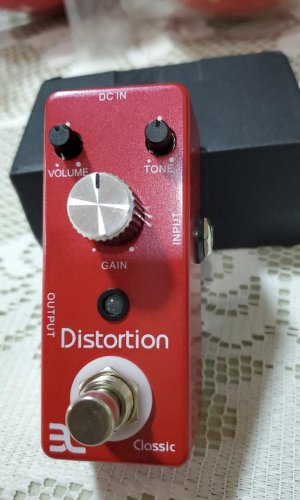 eno_classic_distortion_pedal_1601609092_69d60bb2_progressive.jpg