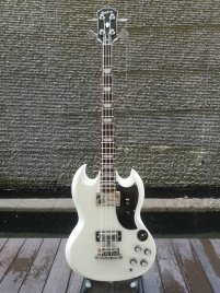 rare_epiphone_eb3_bass_in_alpi_1629864760_28252e8c_progressive.jpg