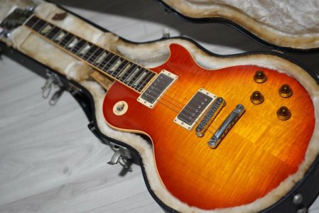 wts_gibson_lp_std_2011_08_spec_1644918808_0398a347_progressive.jpg