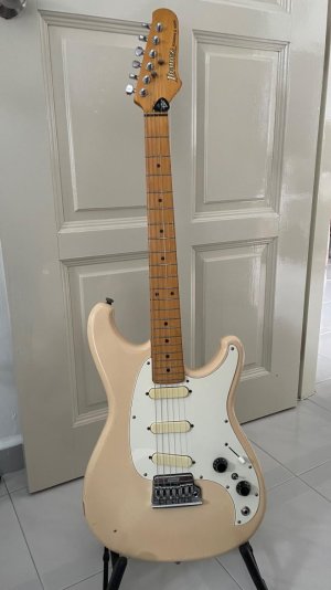 Ibanez Strat.jpg