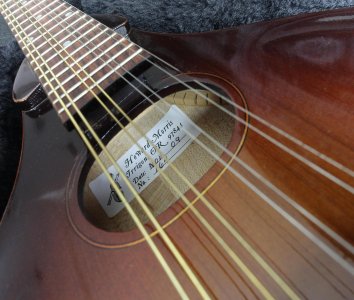 Howard Morris Mandolin (5).JPG