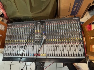 Allen & Heath GL2400 (32 channel) photo 4.jpg