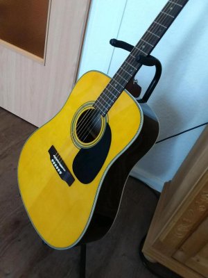 martin d-28 authentic 1937  .jpeg