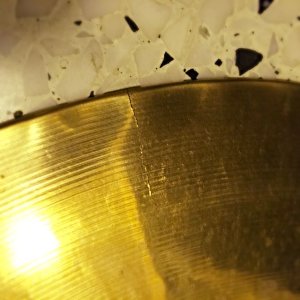zildjian_a_custom_mastersound_13_hi_hat_bottom_1430799946_27546eae.jpg