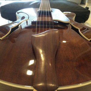 eastman_ar605ce_brand_new_mint_condition_1431847521_733f9b07.jpg eastman_ar605ce_brand_new_mint_condition_1431847521_733f9b07.jpg