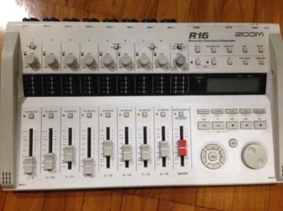 Zoom R16.jpg
