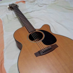 carousell_1430306346352_1.jpg