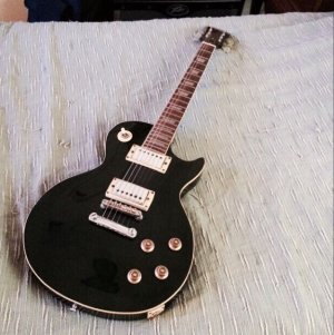 rare_collectible_1970s_tokai_les_paul_guitar_1411285671_41ea1eef.jpg