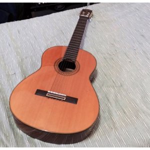 yamaha_c80_classical_guitar_1411282893_5e1632ea.jpg