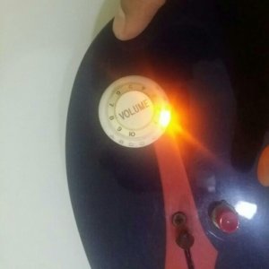 carousell_1441025942302_1.jpg