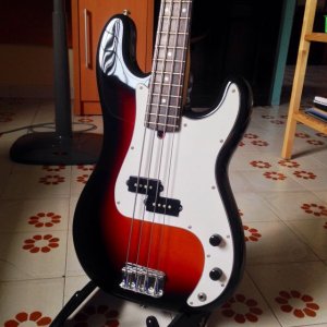 bacchus_precision_bass__mono_vertigo_1445828518_1c52f91e.jpg bacchus_precision_bass__mono_vertigo_1445828518_1c52f91e.jpg