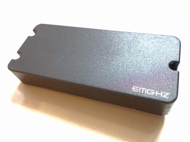 emg-mm5hz-bass-pickup-top.JPG