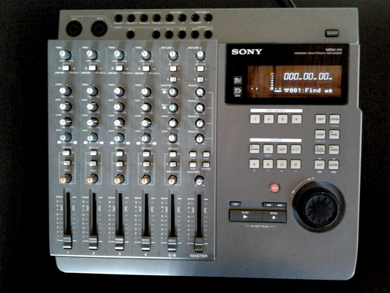 sony-mdm-x4-607996.jpg