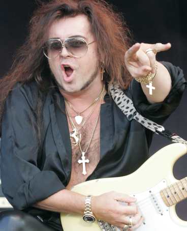 NOJE-12s34malmsteen_368.jpg