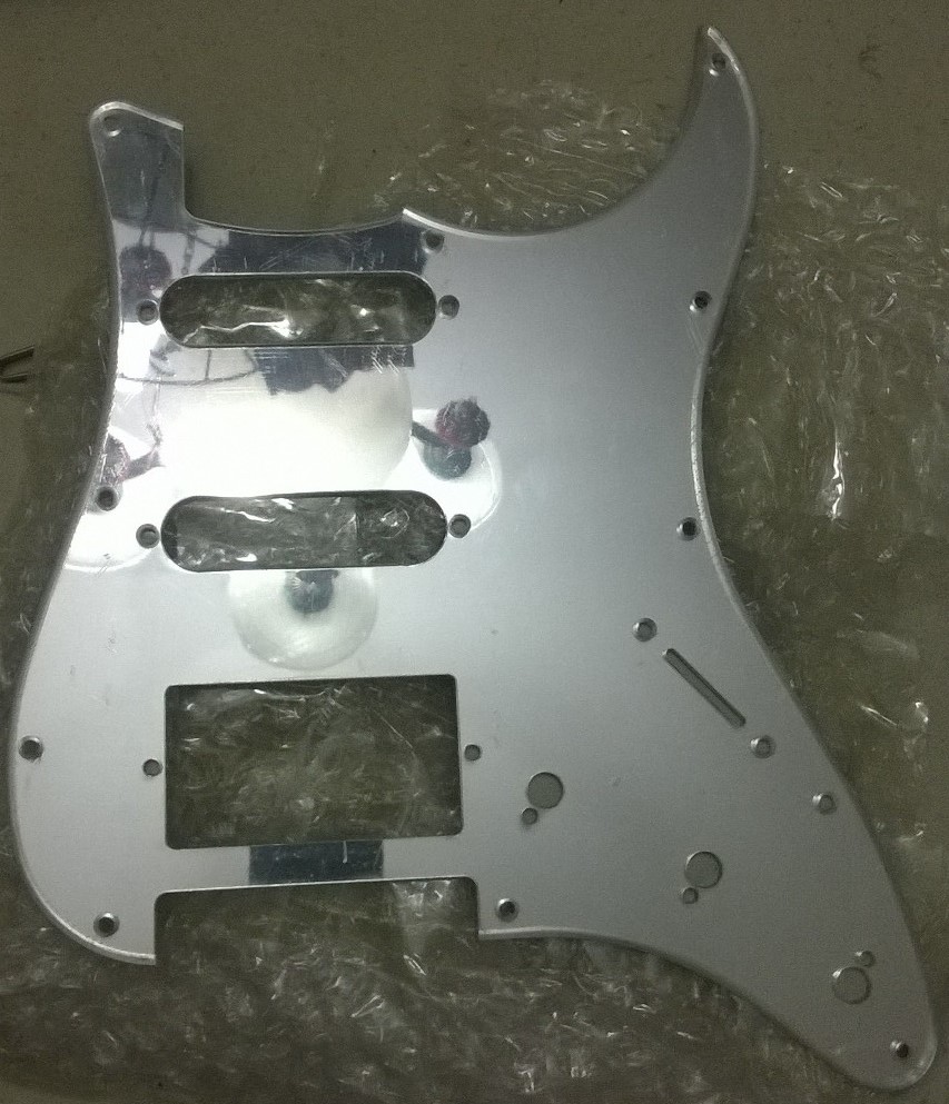 mirror-strat-pickguard-hss-front.jpg