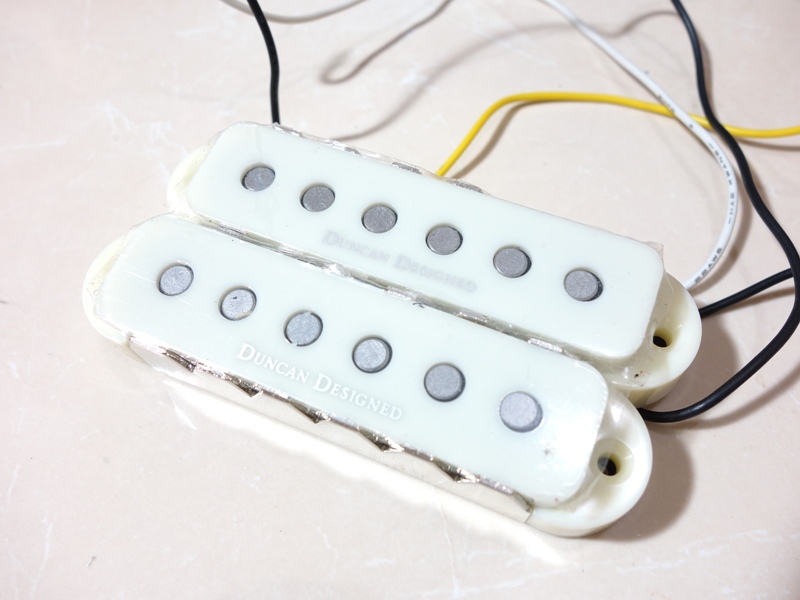 duncan-designed-jg101-jaguar-guitar-pickup-set-top.JPG