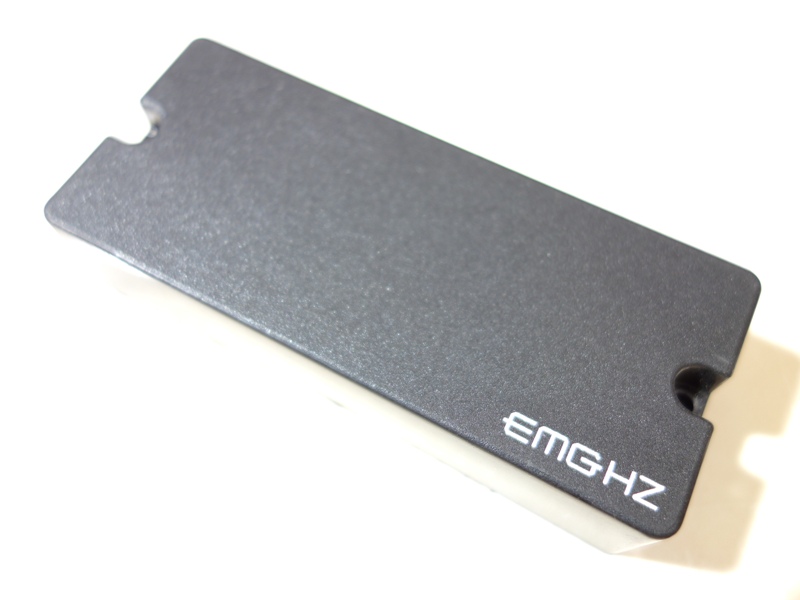 emg-35hz-bass-pickup-top.JPG