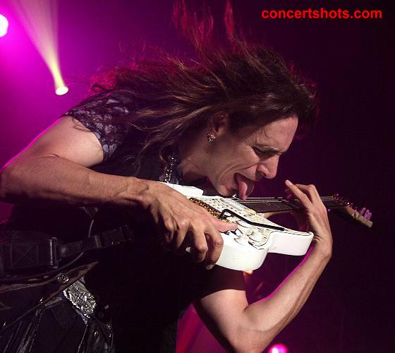 cs-SteveVai1-Atlanta71901.JPG