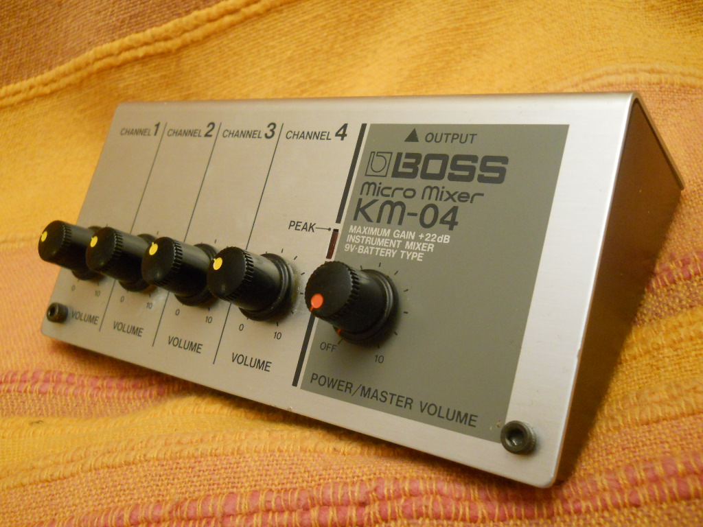 boss-km-04-instrument-mixer-286338.jpg