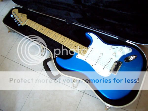 FenderBlue01.jpg