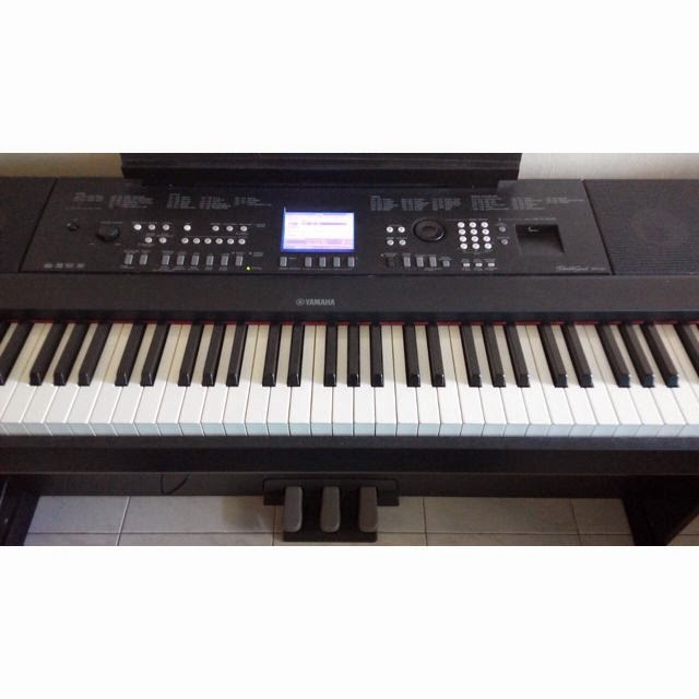 yamaha_dgx650b_digital_piano_1411113871_9c424f8f.jpg