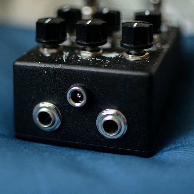 brand_new_matthews_effects_astronomer_reverb_twochannel_1459733671_1c9413ac.jpg