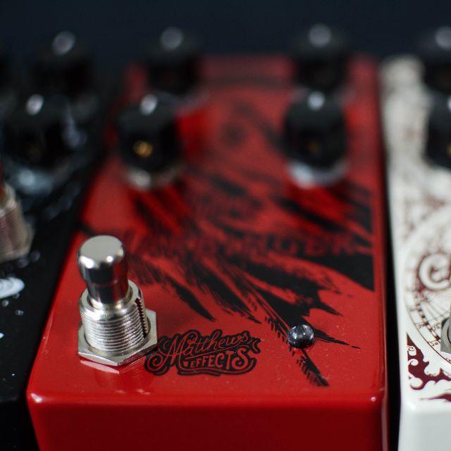 brand_new_matthews_effects_harbinger_parametric_distortion_1470360098_c1de8dfe.jpg