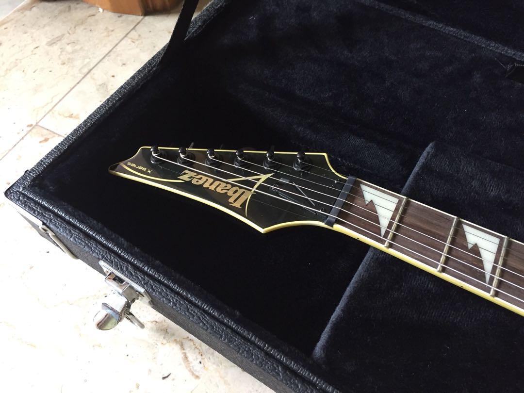 ibanez_iceman_ict700_electric_guitar_dimarzio_d_activators_1520896034_d6ece0c6.jpg