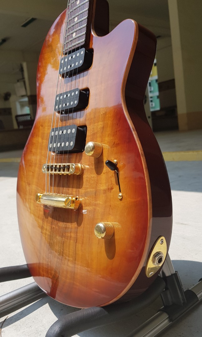 wts_tom_anderson_guitarworks_atom_koa_droptop_hollow_1530941526_edba7776.jpg