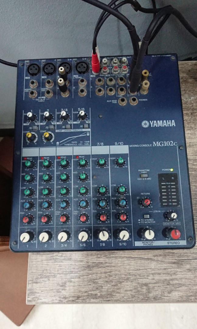 yamaha_mg102c_mixer_1554892084_47c3399f.jpg