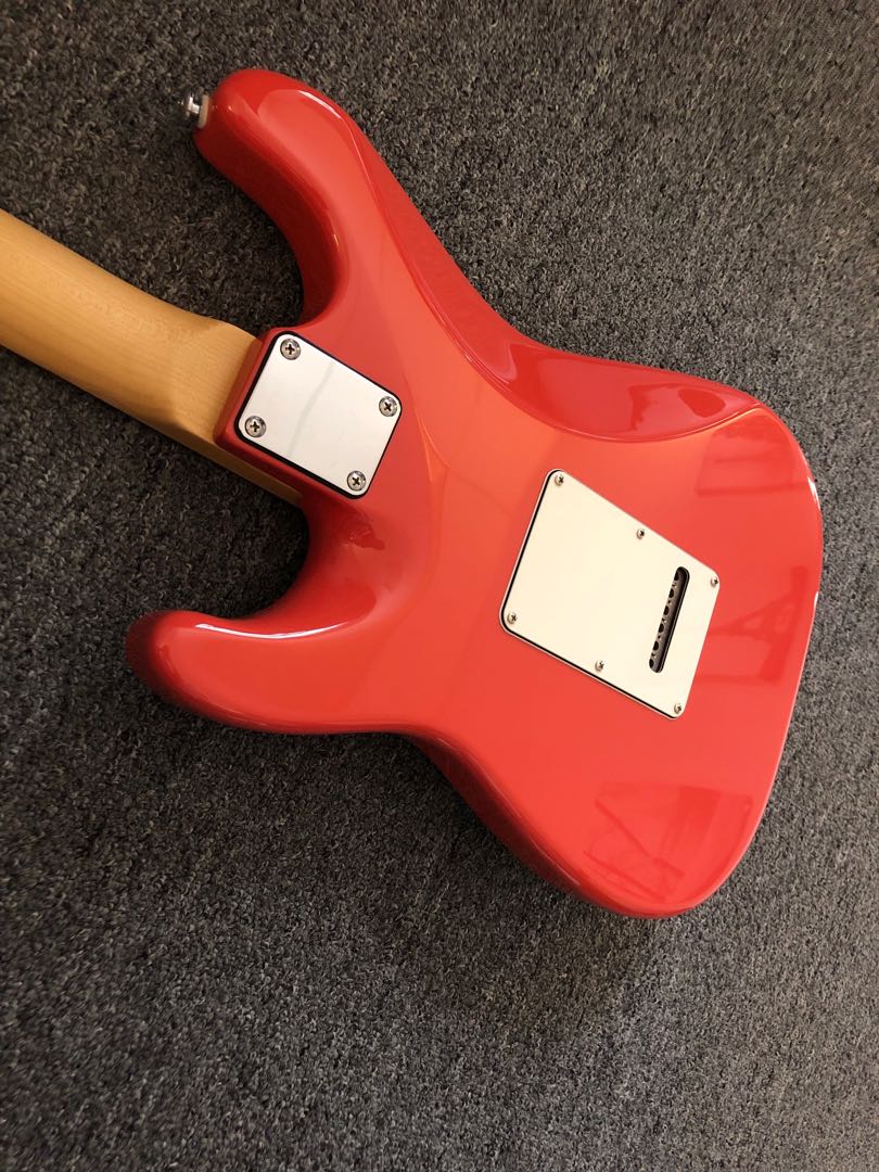 suhr_classic_pro__fiesta_red_1564451267_a3976e87.jpg