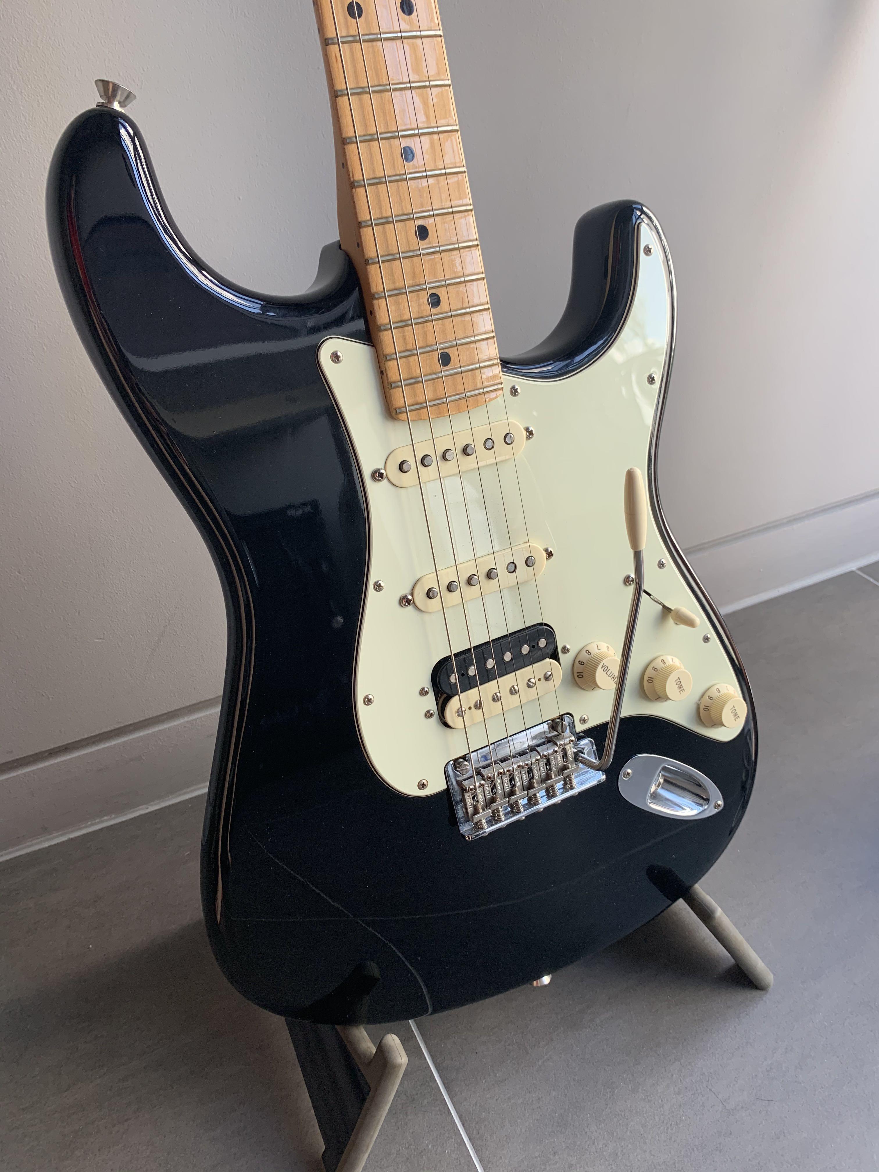 fender_american_professional_s_1592188343_c64cc9e8_progressive.jpg
